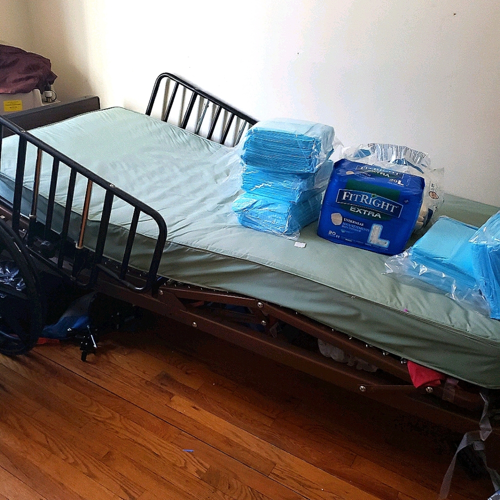 Adults pull ups sz lg and pads 40 a case